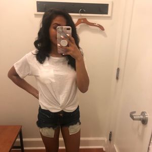 Meet your Posher, Yasmine